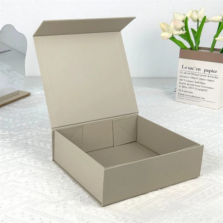 Foldable Boxes With Lids